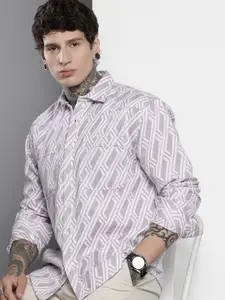 The Indian Garage Co Men Relaxed Fit Textured Resort Wear Jacquard Shirt