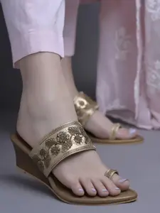 JM Looks Embellished Ethnic Flatform Sandals
