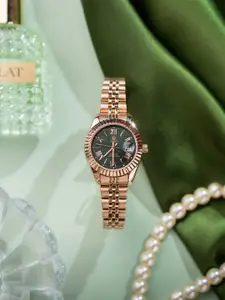 Carlton London Harper Women Stainless Steel Bracelet Style Straps Mini Analogue Watch CLRLW-001