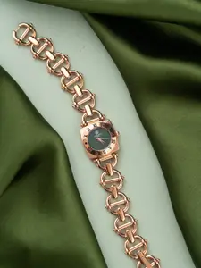 Carlton London Women Stainless Steel Bracelet Style Straps Analogue Watch CLGCW-002