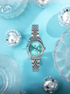 Carlton London Women Dial & Stainless Steel Bracelet Style Straps Mini Analogue Watch CLRLW-005