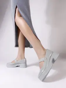 TRYME Printed Comfort Sandals