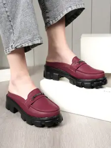 The Roadster Lifestyle Co. Women Solid Western Embellished Regular Round Toe Loafers