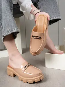 The Roadster Lifestyle Co Women Chunky Backless Casual Loafers