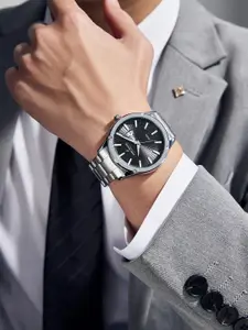 Daniel Hechter Paris Bastille Collection Analog Watch for Men with Stainless Steel Strap