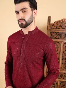 House of Pataudi Men Embroidered Straight Kurta