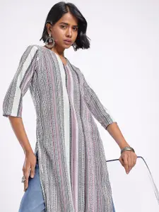 Anouk Rustic Geometric Printed V-Neck Straight Kurta