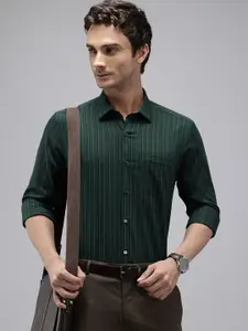 Arrow Pure Cotton Manhattan Slim Fit Vertical Striped Formal Shirt