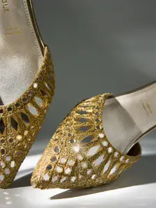 Signature Sole Embellished Ethnic Block Sandals