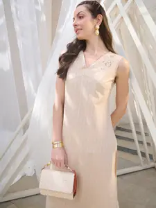 Stylum Geometric Woven Design V-Neck Empire Sleeveless Thread Work Straight Kurta