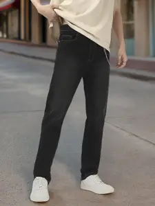 Urbano Fashion Men Straight Fit Mid-Rise Light Fade Stretchable Jeans