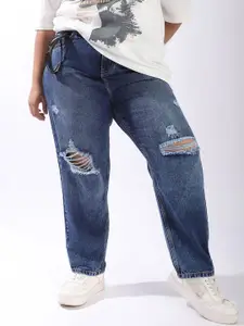 Freeform by High Star Women Relaxed Mom Fit Distressed High-Rise Light Fade Jeans