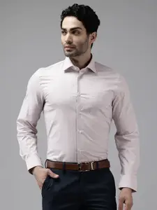 Blackberrys Cotton Checked Slim Fit Formal Shirt