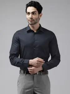 Blackberrys Textured Cotton Slim Fit Formal Shirt