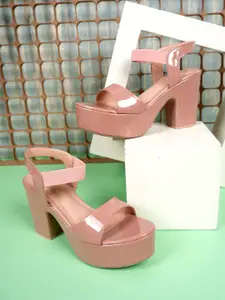 DressBerry Women Embellished Synthetic 3 inches Block Heels Sandals with Buckles