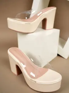 DressBerry Women Block Sandals