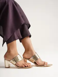 JM Looks Women Solid Synthetic 2.5 inches Block Heels Sandals With Ethnic - Embellished