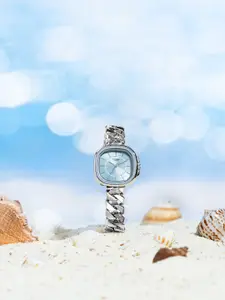 Sonata Poze Women Brass Dial & Bracelet Style Straps Analogue Watch SP80096SM01W