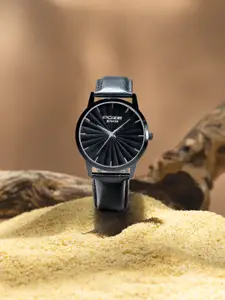 Sonata Poze Men Brass Dial & Leather Straps Analogue Watch SP70065NL01