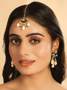 Yinara 22K Gold Plated Kundan Studded Contemporary Maang Tikka & Earrings