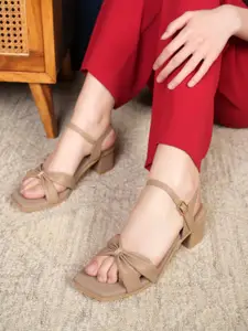 DressBerry Block Heels Sandals with Buckles