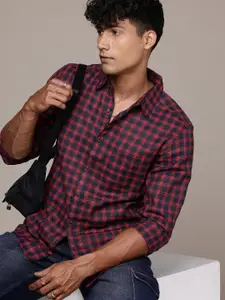 R.Code by The Roadster Life Co. Men Classic Tartan Checked Casual Shirt