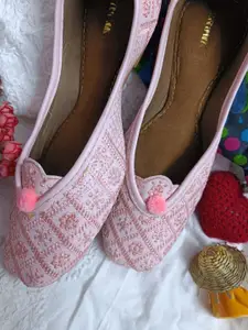 Anouk Women Embellished Ethnic Mojaris with Embroidered Flats