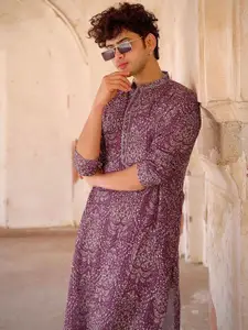 KISAH Floral Printed Cotton Thread Work Mandarin Collar Straight Kurta