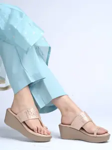 Shoetopia Girls Suede Embellished Open Toe Wedge Sandals