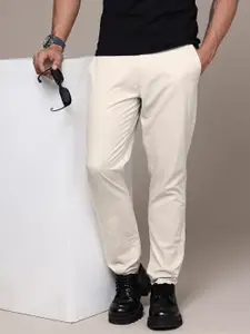 Roadster Men Relaxed Trousers