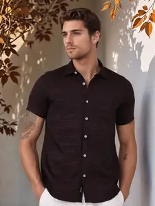 Thomas Scott Men Classic Slim Fit Horizontal Stripes Opaque Printed Casual Shirt