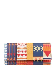ShopMantra Women Abstract Printed Zip Detail Three Fold Wallet