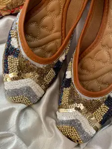 Anouk Women Embellished Ethnic Mojaris Flats