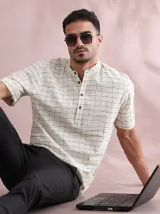 FILORI STUDIO Men Checked Kurta