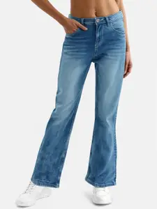 glitchez Women Light Fade Washed Straight Fit Jeans