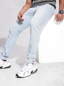 WROGN Men Skinny Fit Mid-Rise Heavy Fade Stretchable Jeans