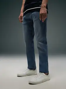 Flying Machine Men Slim Fit Light Fade Stretchable Jeans