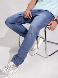 WROGN Men Relaxed Fit Light Fade Stretchable Jeans