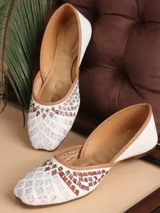 Anouk Women Embellished Ethnic Mojaris Flats