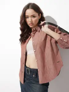 The Roadster Lifestyle Co. Solid Casual Shirt