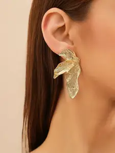 OOMPH Floral Shaped Drop Earrings
