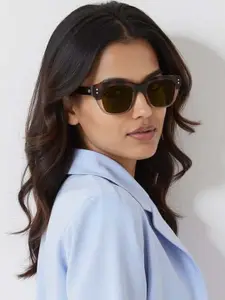 Vincent Chase Women Wayfarer Sunglasses with Polarised and UV Protected Lens 228818