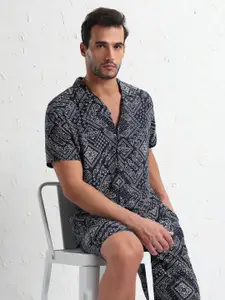 SHOWOFF Printed Shirt With Shorts