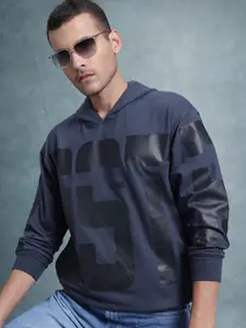 The Roadster Lifestyle Co. Men Printed Hooded Sweatshirt