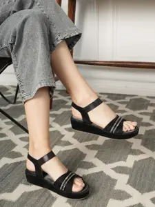 DIVASTRI Women Embellished Platform Sandals