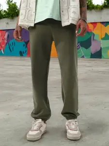 Bewakoof Men Winter Moss Green Oversized Joggers