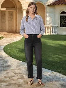 U.S. Polo Assn. Women High-Rise Light Fade Stretchable Relaxed Fit Crop Jeans