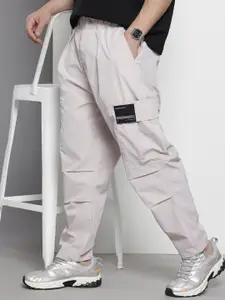 The Indian Garage Co Men Self-Checked Loose Tapered Fit Cargos Trousers