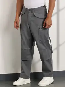 Thomas Scott Men Smart Loose Fit Mid-Rise Cotton Cargos Trousers