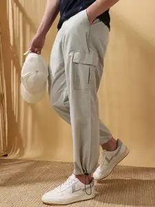 Dennis Lingo Dennis Lingo Men's Solid Straight Fit Parachute Cargo Trousers